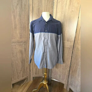 DKNY mens blue and gray button down shirt
